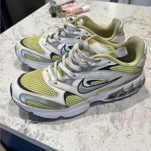 Nike Zoom air Fire size 9 women